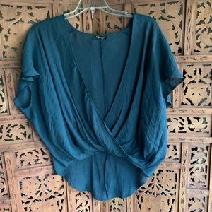 KLD asymmetrical top! Beautiful blue color!